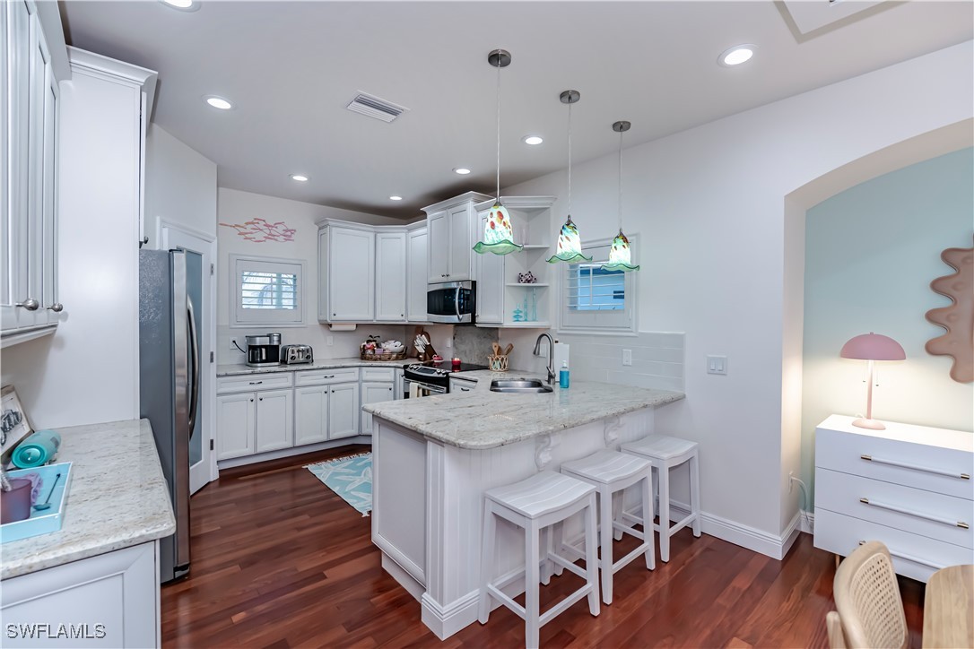 Cape Coral, Florida, 33993, United States, 3 Bedrooms Bedrooms, ,3 BathroomsBathrooms,Residential,For Sale,1696252