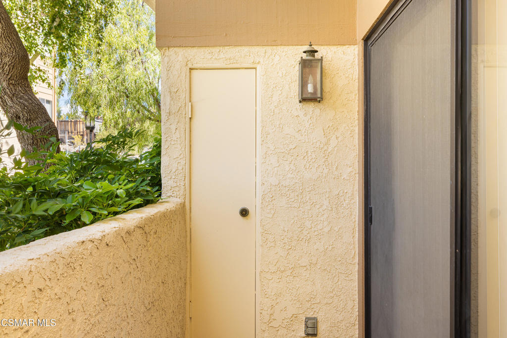 Calabasas, California, 91302, United States, 3 Bedrooms Bedrooms, ,3 BathroomsBathrooms,Residential,For Sale,1980922