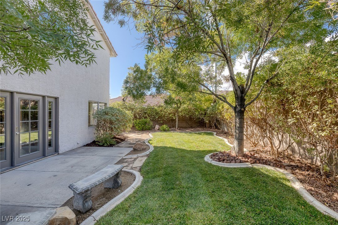 Las Vegas, Nevada, 89117, United States, 4 Bedrooms Bedrooms, ,3 BathroomsBathrooms,Residential,For Sale,1978159