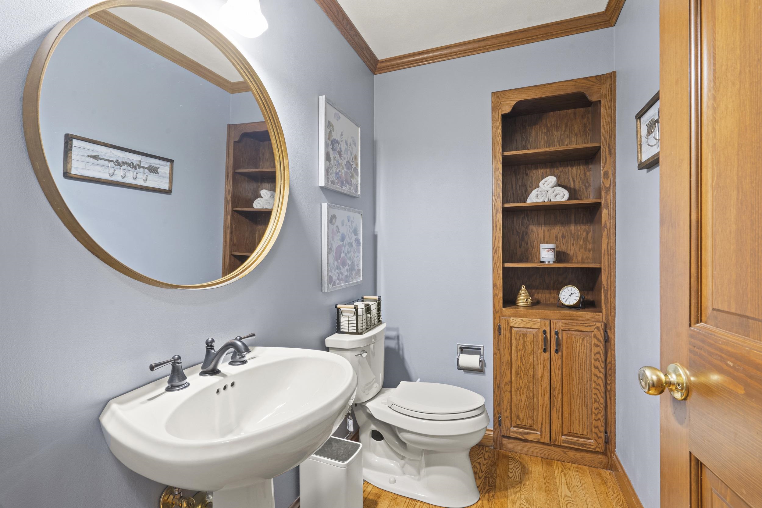 Appleton, Wisconsin, 54915, United States, 4 Bedrooms Bedrooms, ,4 BathroomsBathrooms,Residential,For Sale,1921997