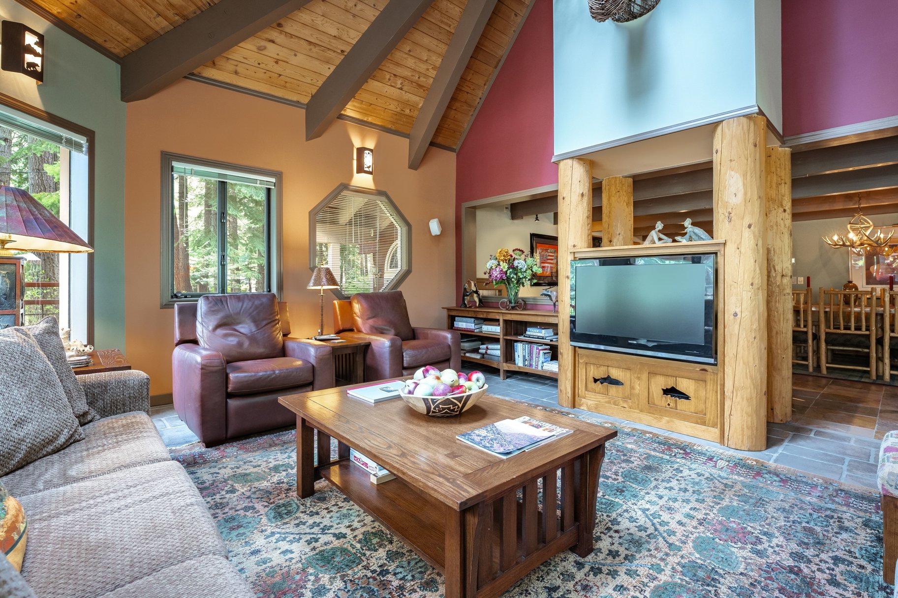  Carnelian Bay home backing to forest service and with an additional vacant lot - 物件實景