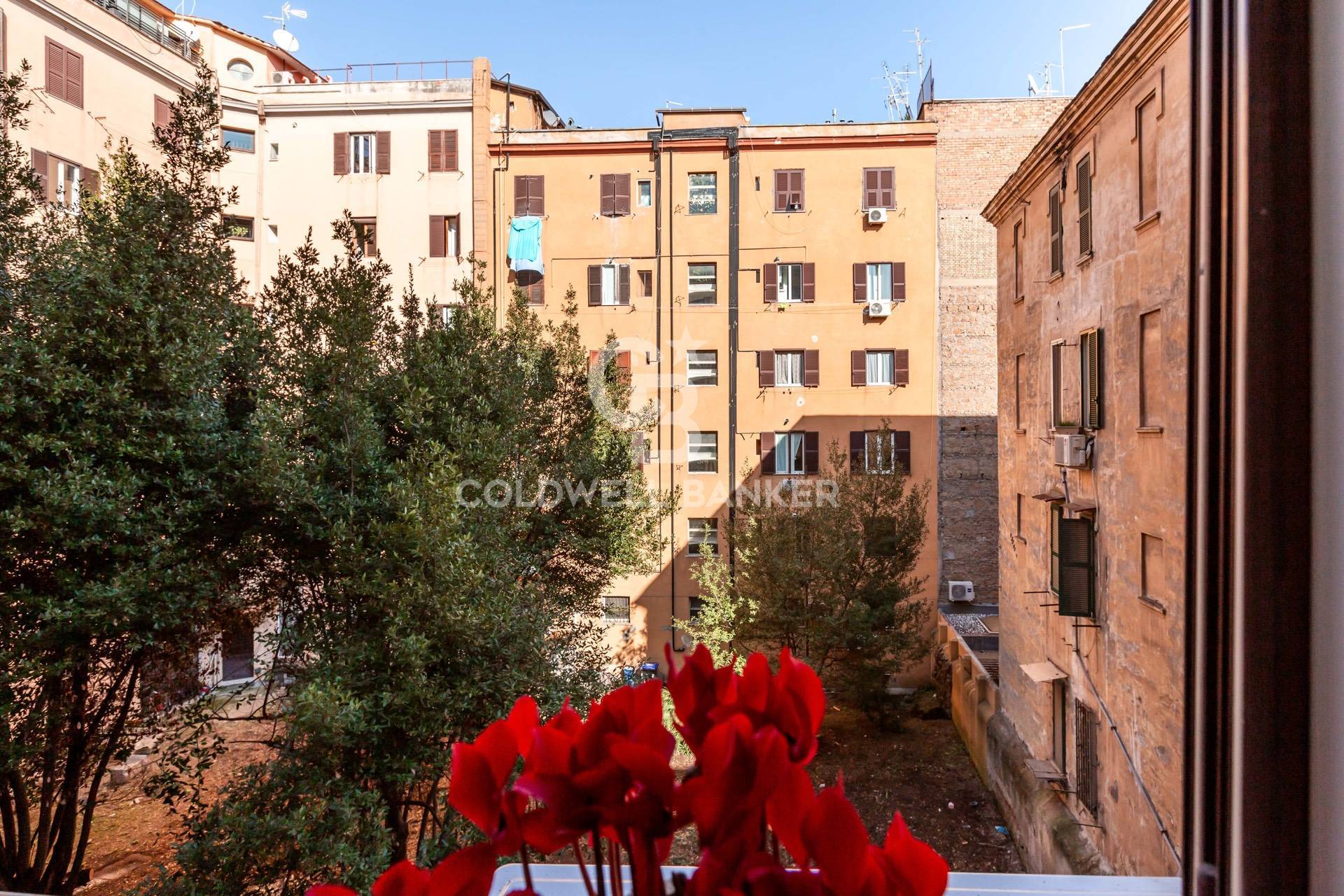 Roma, Roma, 00100, IT, 2 Bedrooms Bedrooms, ,1 BathroomBathrooms,Residential,For Sale,1720839