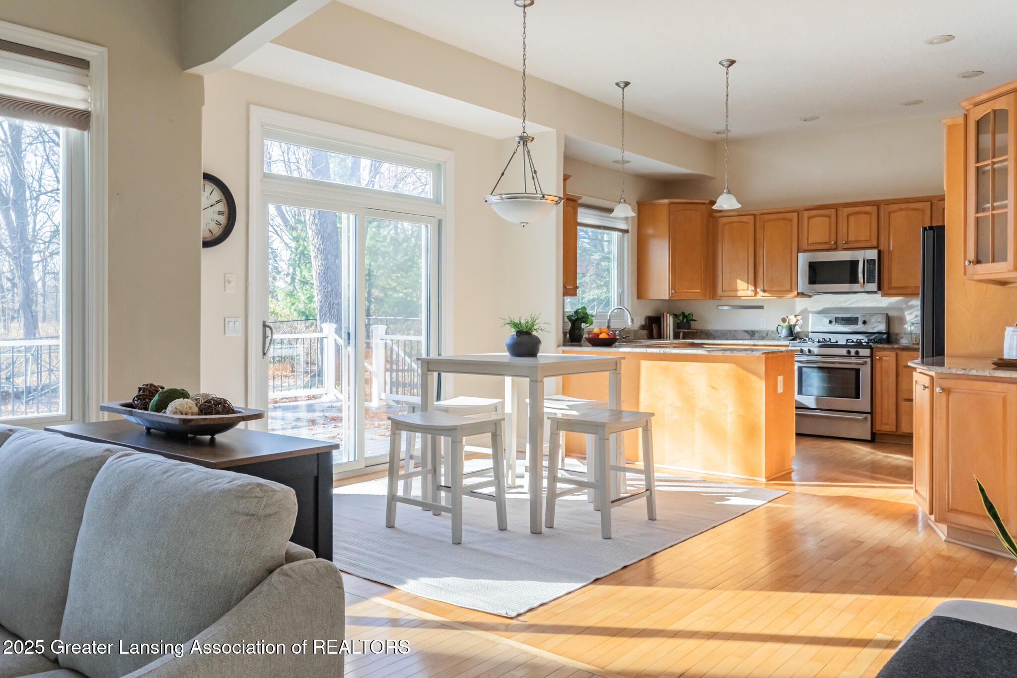 East Lansing, Michigan, 48823, United States, 5 Bedrooms Bedrooms, ,3 BathroomsBathrooms,Residential,For Sale,1991518