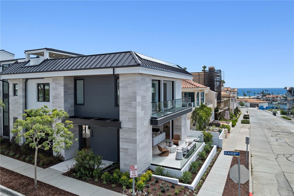 Corona del Mar, California, 92625, United States, 4 Bedrooms Bedrooms, ,5 BathroomsBathrooms,Residential,For Sale,1903462