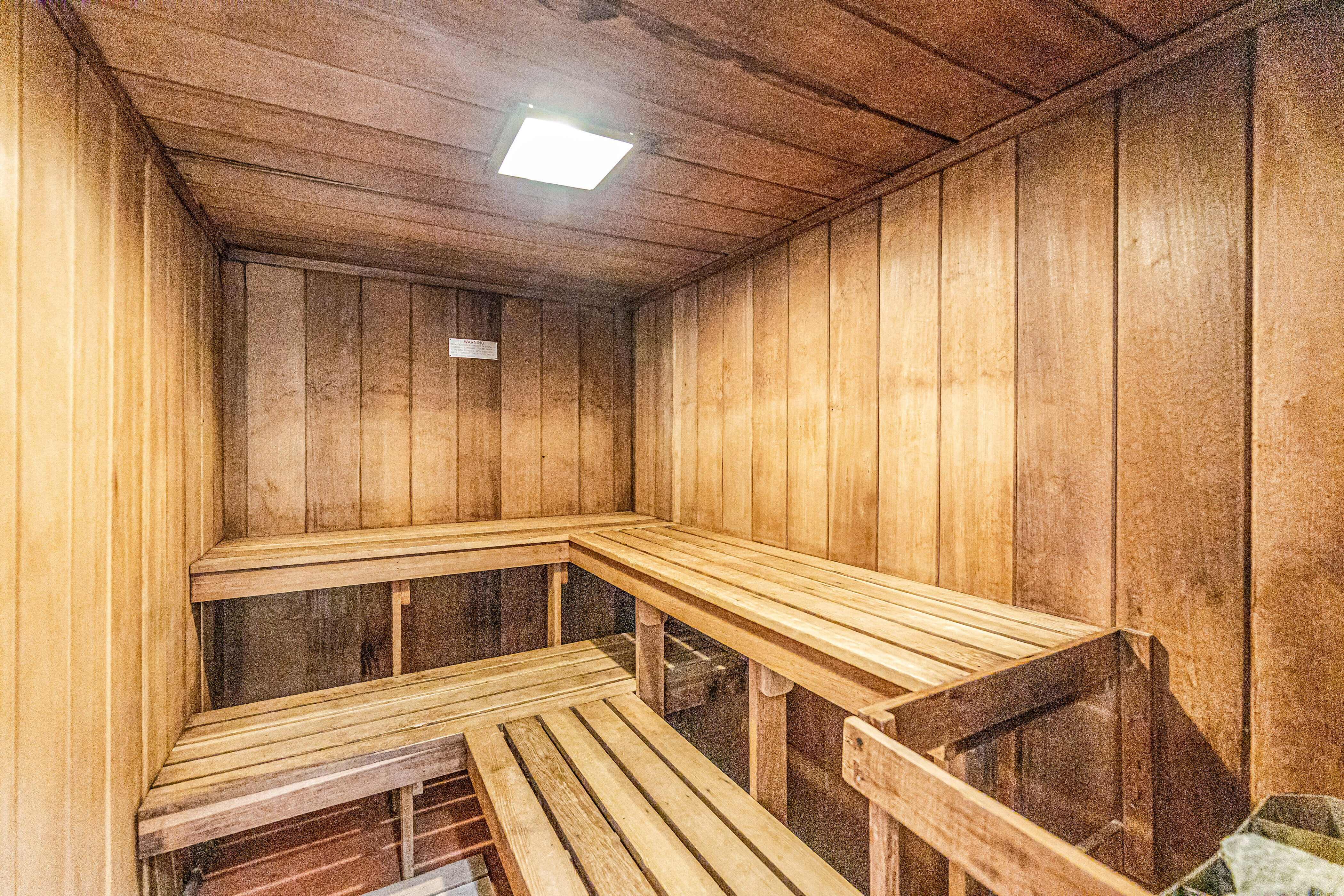  1155 Warburton Avenue - 物件實景