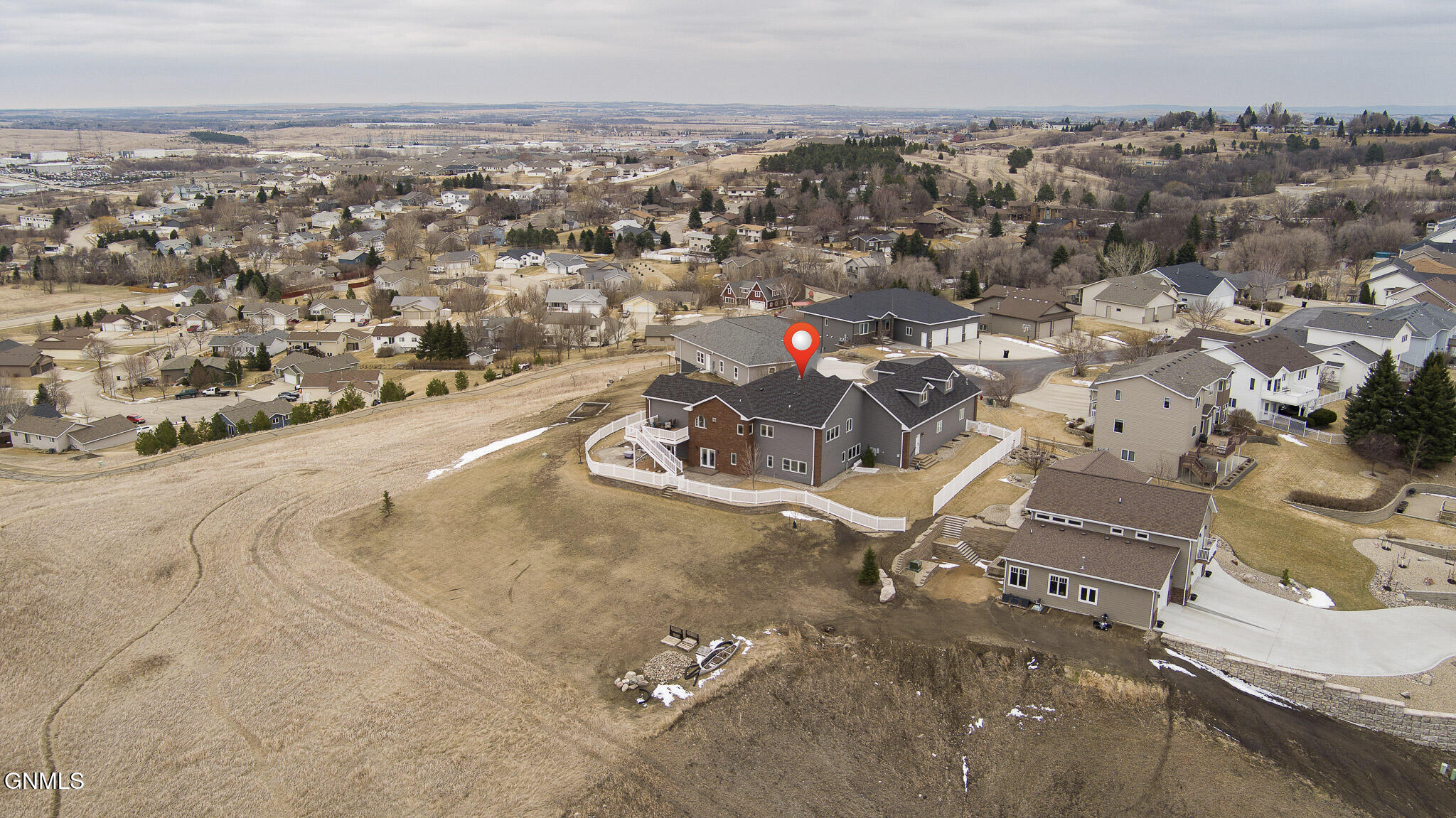 Bismarck, North Dakota, 58501, United States, 4 Bedrooms Bedrooms, ,4 BathroomsBathrooms,Residential,For Sale,2038873