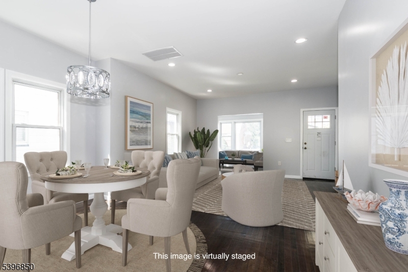 Linden City, New Jersey, 07036, United States, 3 Bedrooms Bedrooms, ,2 BathroomsBathrooms,Residential,For Sale,1991608