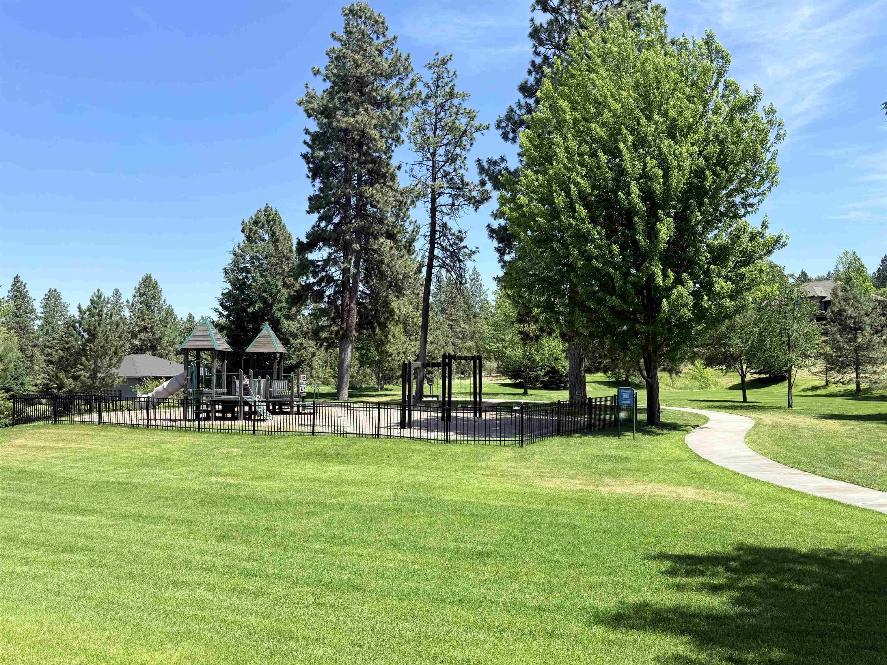 Liberty Lake, Washington, 99019, United States, 4 Bedrooms Bedrooms, ,2 BathroomsBathrooms,Residential,For Sale,1984848