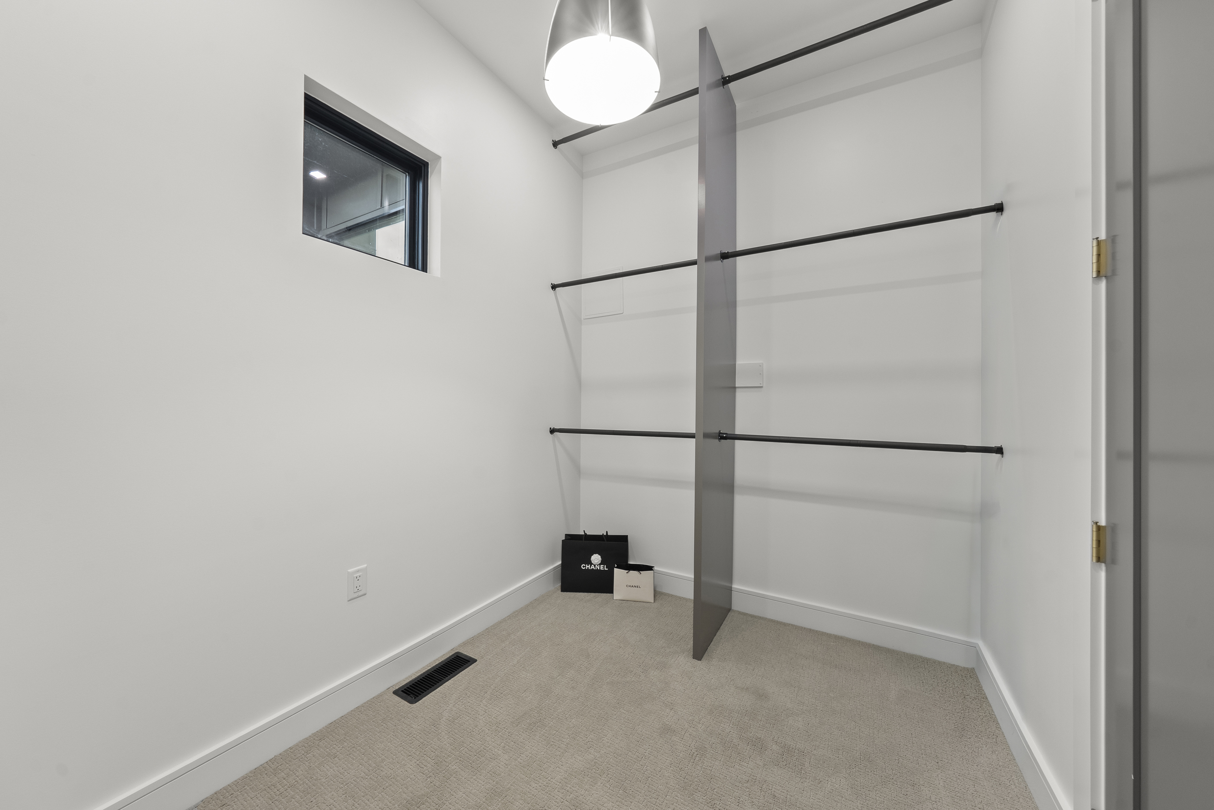  50 Wexford Drive - 物件實景