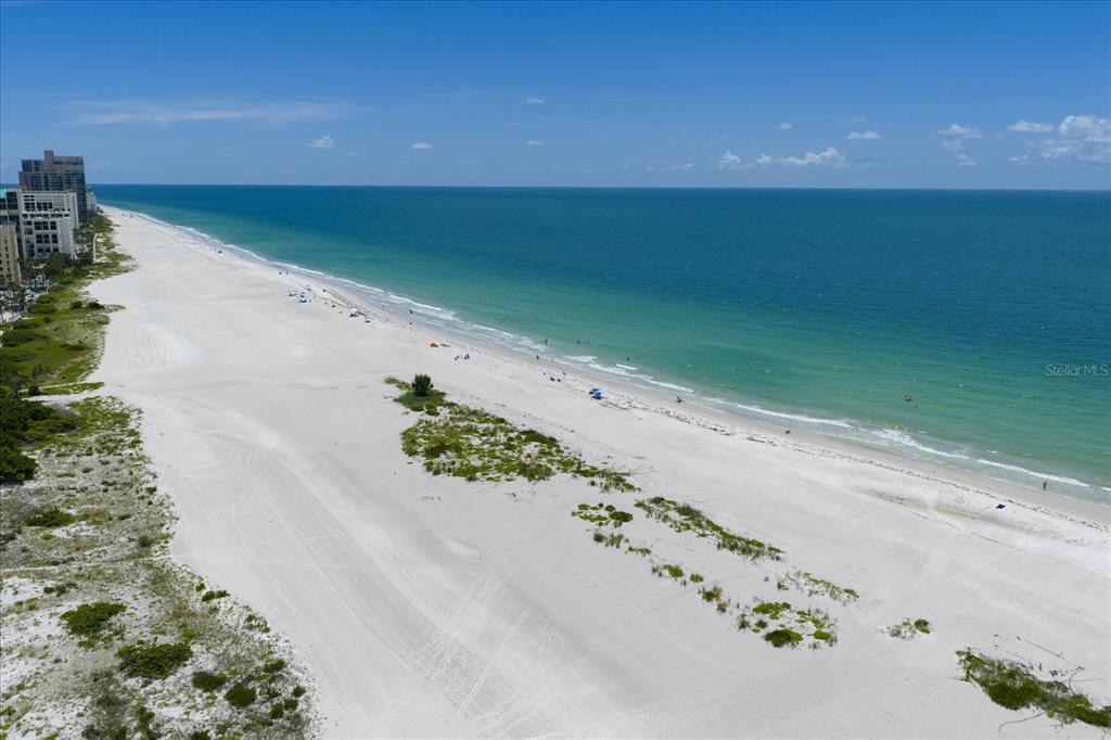 Clearwater Beach, Florida, 33767, United States, 2 Bedrooms Bedrooms, ,2 BathroomsBathrooms,Residential,For Sale,1912090