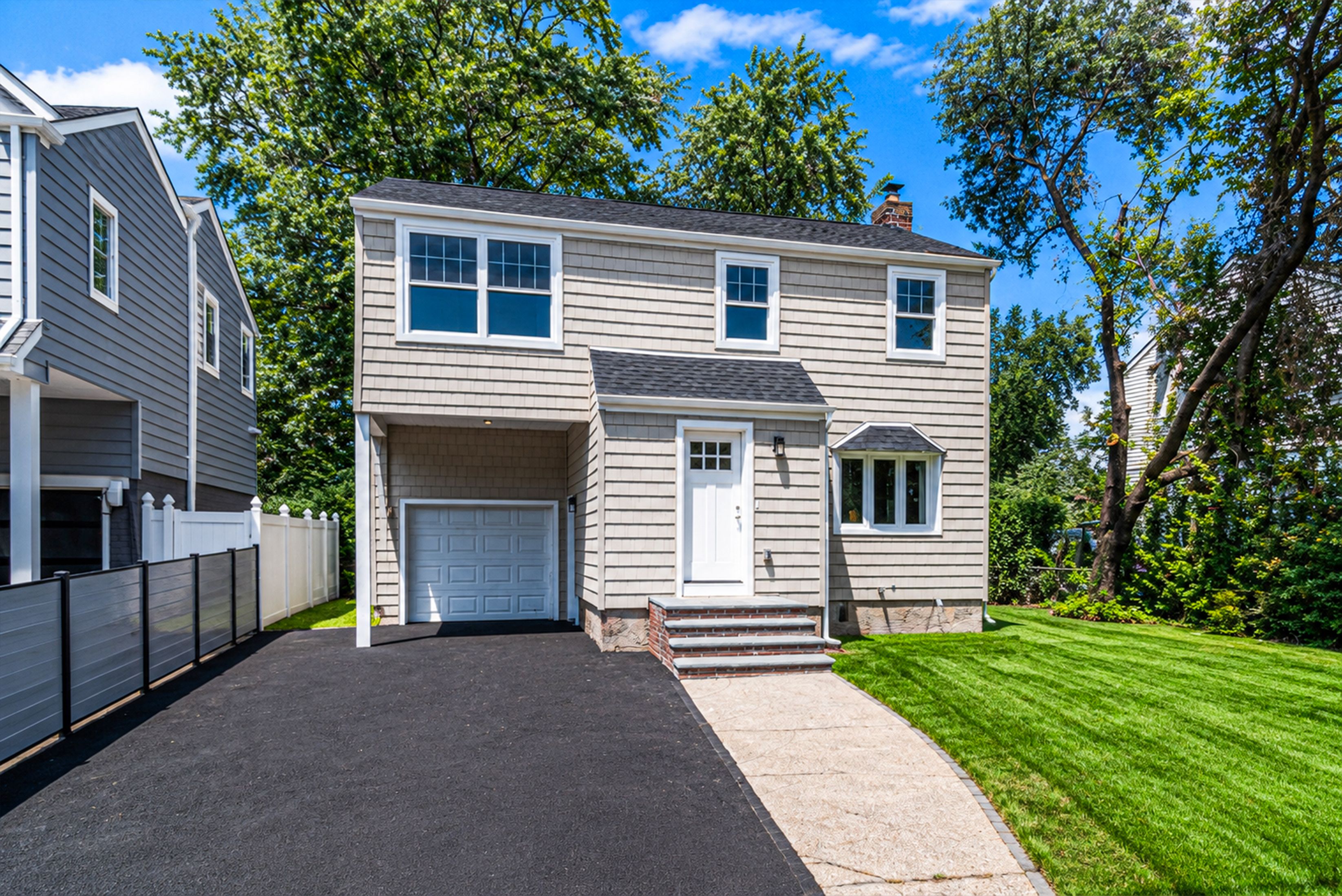  52 Norfeld Boulevard, Elmont, NY, 11003 - 物件實景
