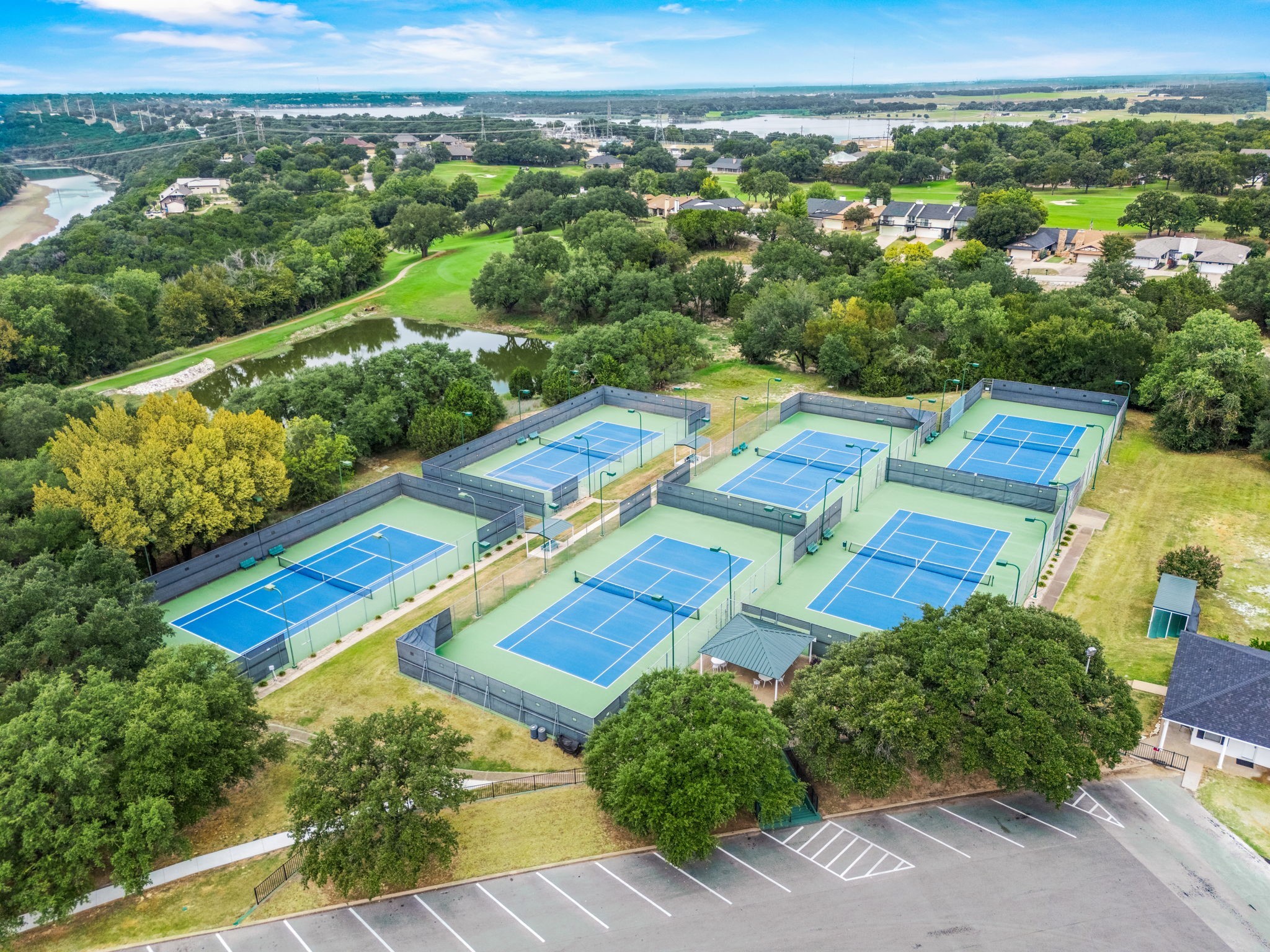 Granbury, Texas, 76049, United States, 3 Bedrooms Bedrooms, ,3 BathroomsBathrooms,Residential,For Sale,1927180