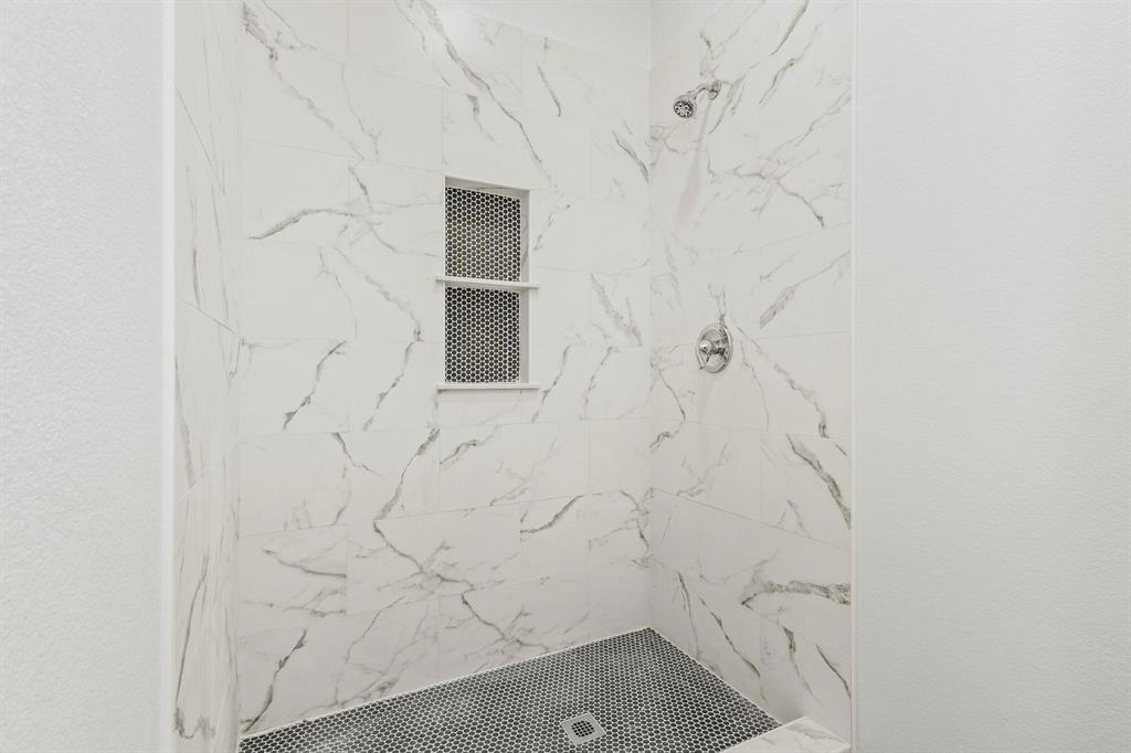 Petty, Texas, 75470, United States, 4 Bedrooms Bedrooms, ,4 BathroomsBathrooms,Residential,For Sale,1921073