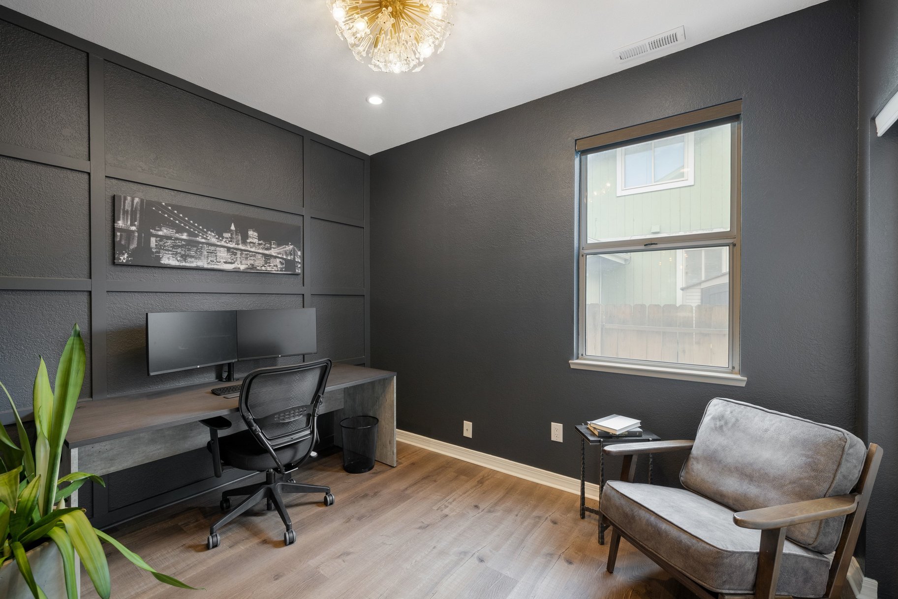  Beautifully renovated home offering warmth and serene living - 物件實景