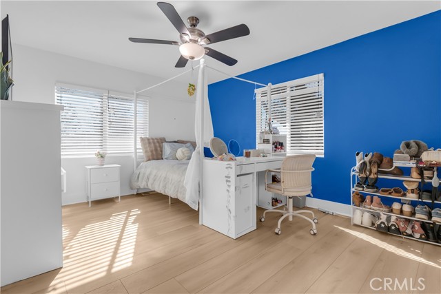 Oak Hills, California, 92344, United States, 6 Bedrooms Bedrooms, ,2 BathroomsBathrooms,Residential,For Sale,2000385