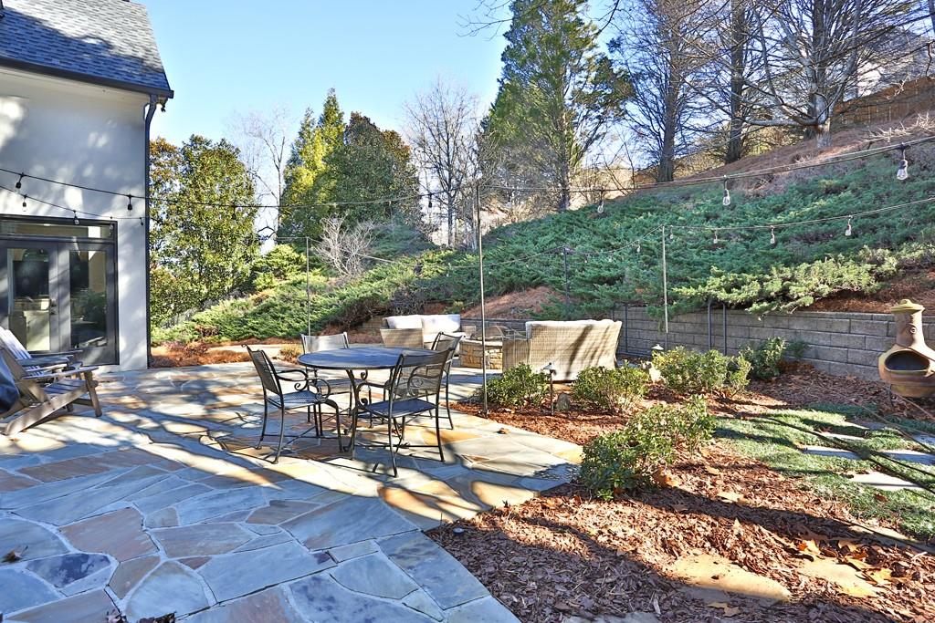 Suwanee, Georgia, 30024, United States, 6 Bedrooms Bedrooms, ,5 BathroomsBathrooms,Residential,For Sale,2013045