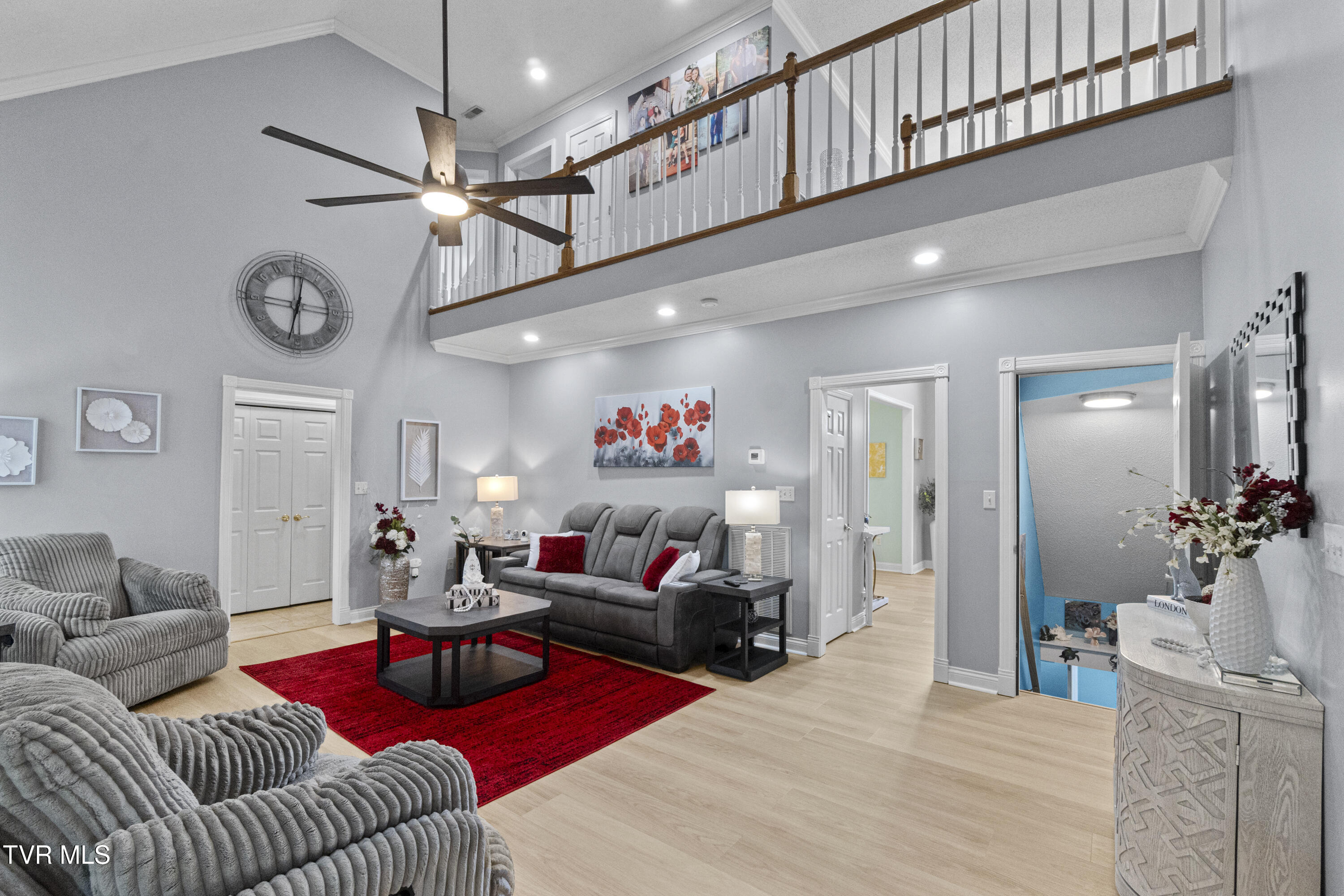 Kingsport, Tennessee, 37660, United States, 5 Bedrooms Bedrooms, ,4 BathroomsBathrooms,Residential,For Sale,2024666