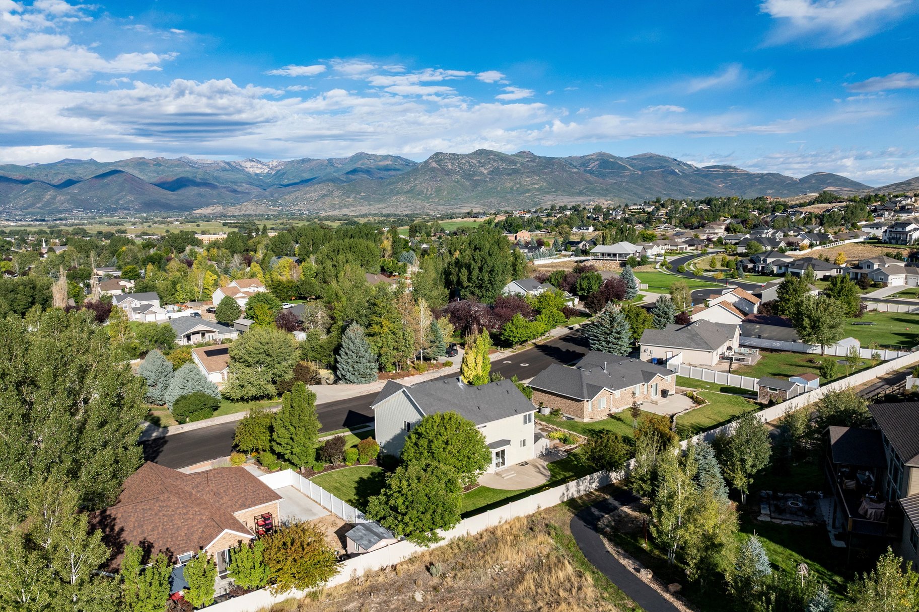  Immaculate Heber Home with Mountain Views & Beautiful Mature Landscaping - 物件實景