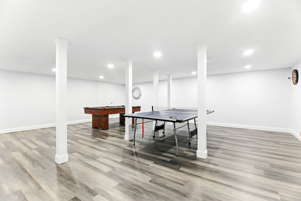 Westfield, Massachusetts, 01085, United States, 4 Bedrooms Bedrooms, ,3 BathroomsBathrooms,Residential,For Sale,1942003