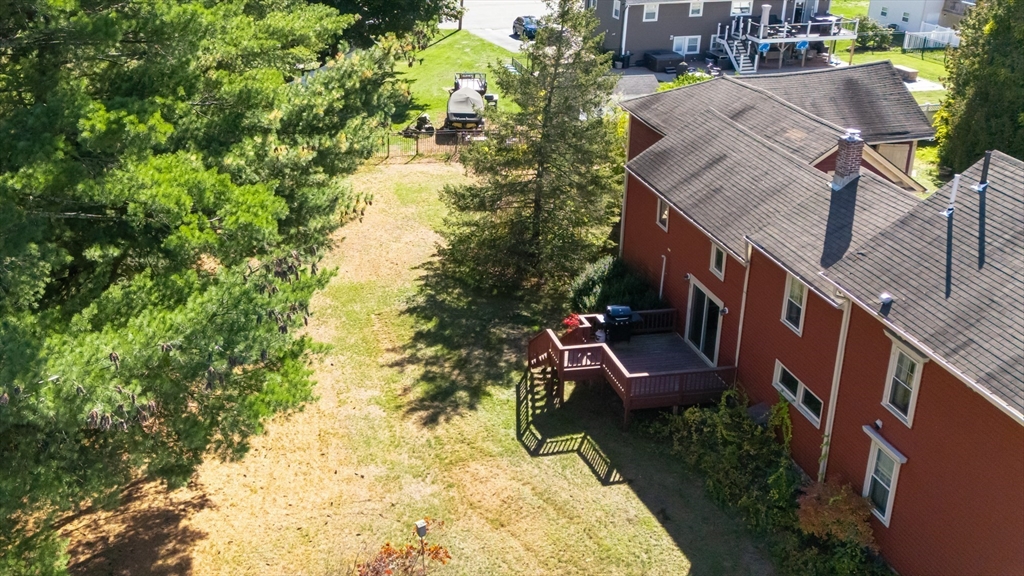 Billerica, Massachusetts, 01821, United States, 3 Bedrooms Bedrooms, ,2 BathroomsBathrooms,Residential,For Sale,1991745