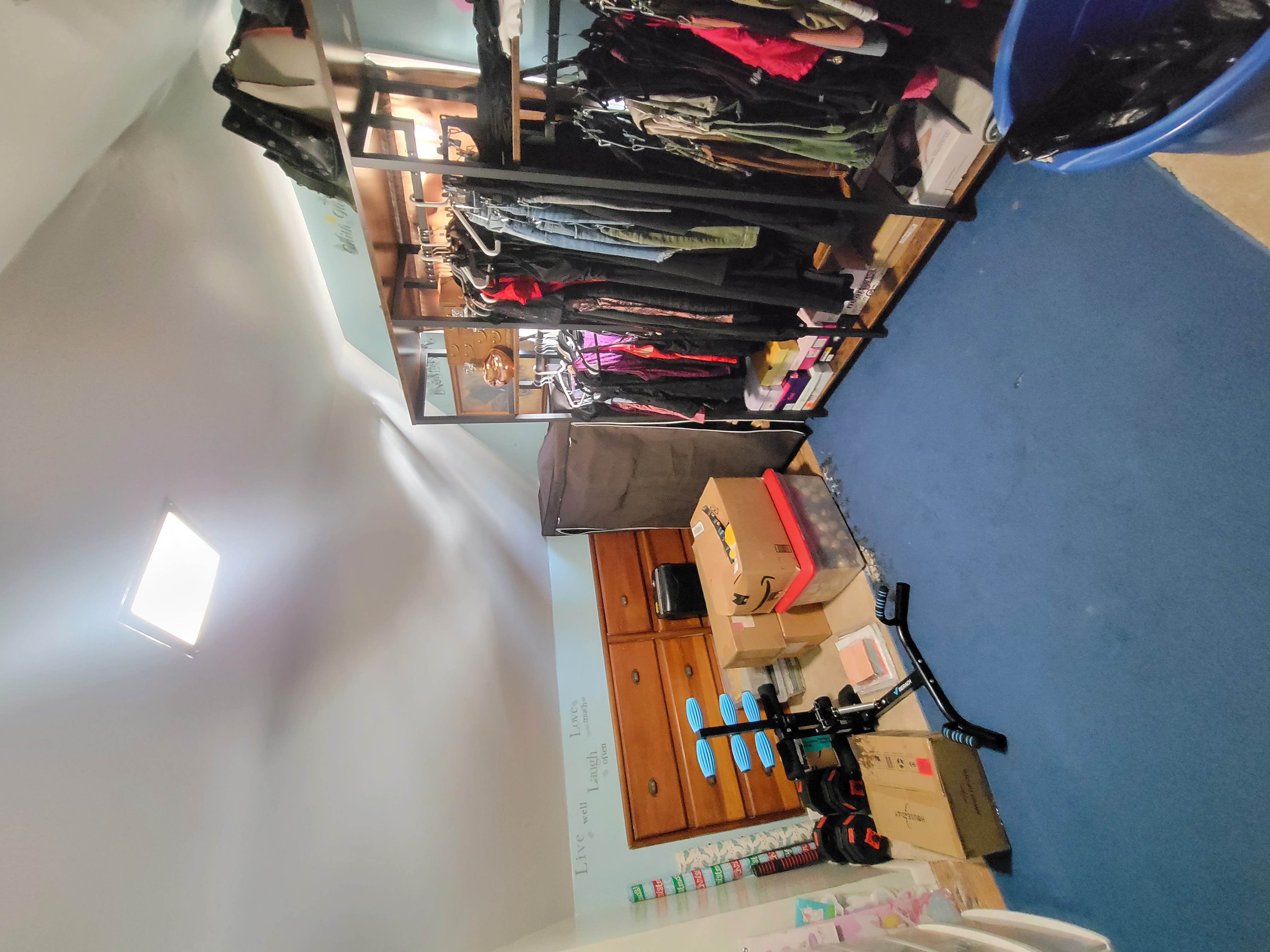 Carteret, New Jersey, 07008, United States, 6 Bedrooms Bedrooms, ,2 BathroomsBathrooms,Residential,For Sale,1980977