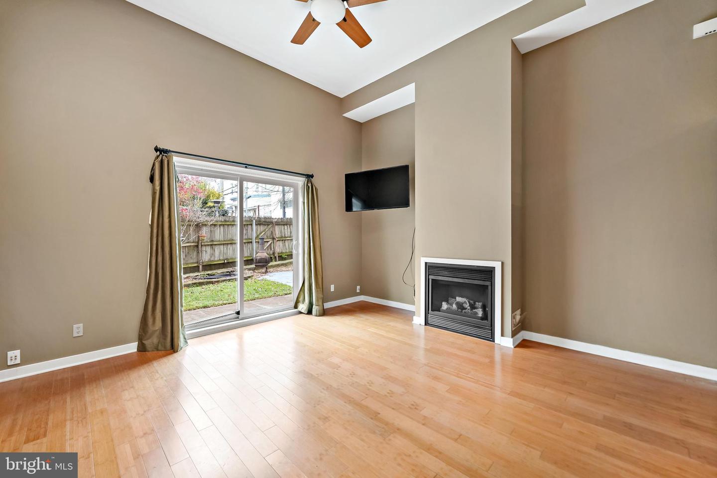 Philadelphia, Pennsylvania, 19127, United States, 3 Bedrooms Bedrooms, ,3 BathroomsBathrooms,Residential,For Sale,1997171