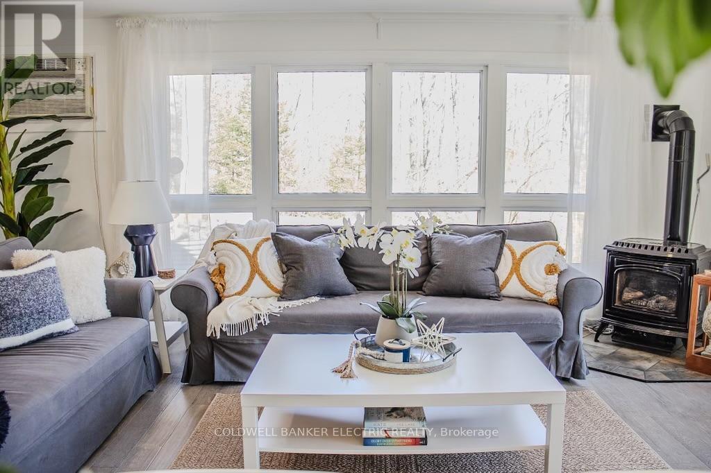 TUDOR AND CASHEL (TUDOR WARD), Ontario, K0L 1W0, CA, 2 Bedrooms Bedrooms, ,1 BathroomBathrooms,Residential,For Sale,1892656