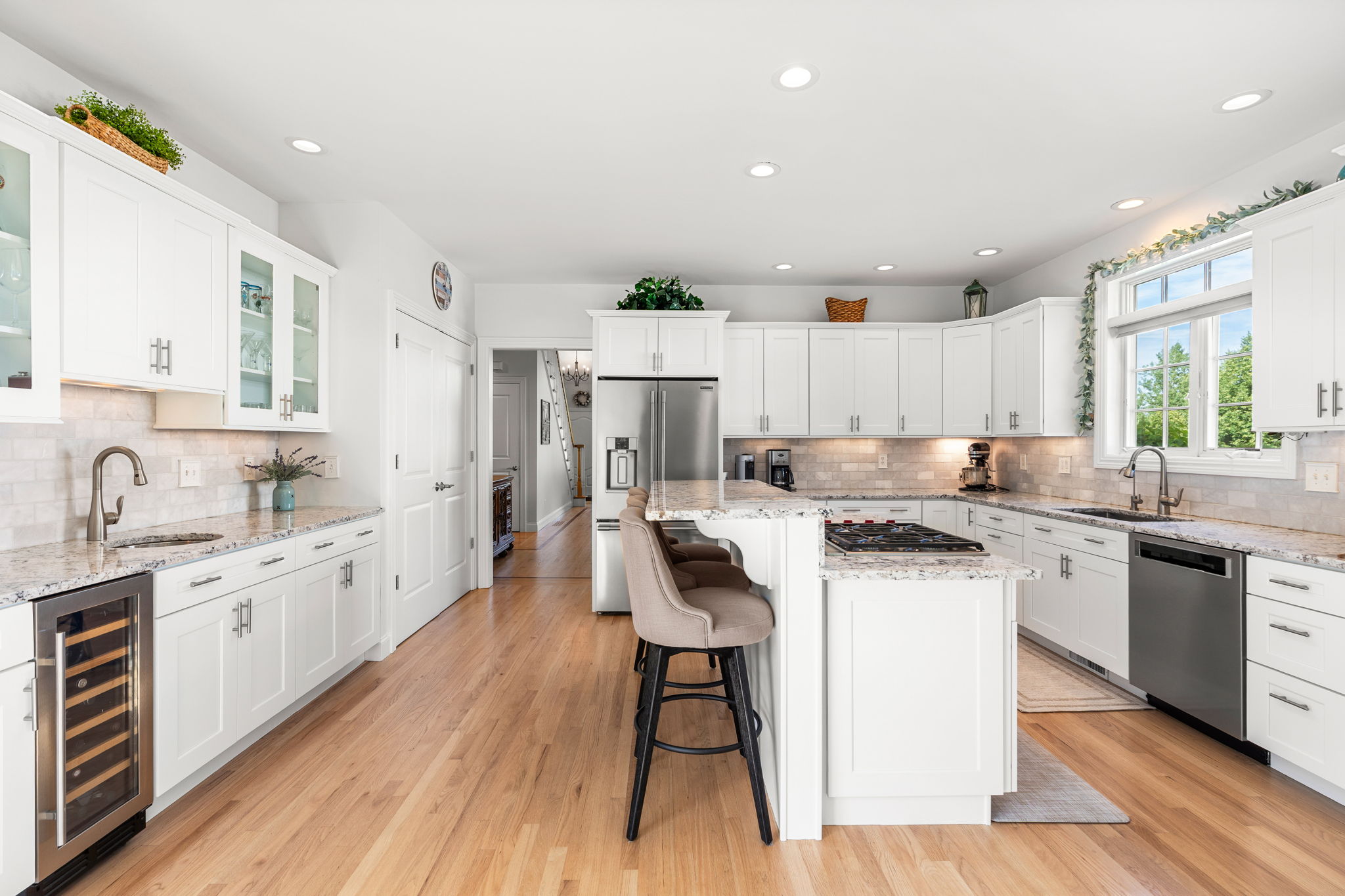  11 Riverview Hts, Amesbury, MA, 01913 - 物件實景