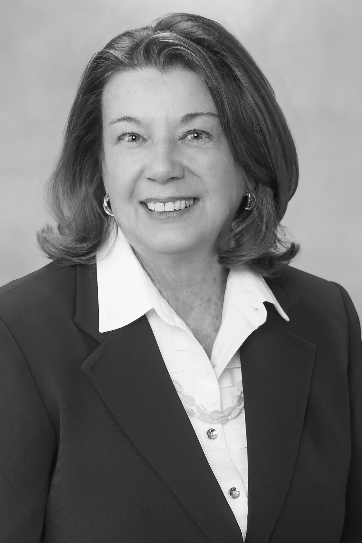 Carolyn V Kirch