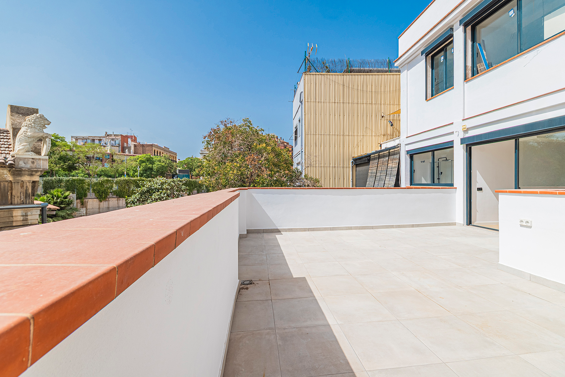  Fantastic flat with terrace in refurbished building with elevator - 物件實景