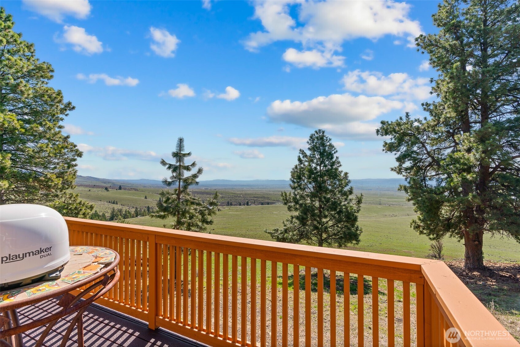 Ellensburg, Washington, 98926, United States, 3 Bedrooms Bedrooms, ,2 BathroomsBathrooms,Residential,For Sale,1881780