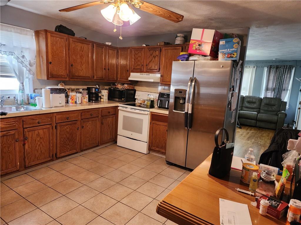 Providence, Rhode Island, 02909, United States, 6 Bedrooms Bedrooms, ,2 BathroomsBathrooms,Residential,For Sale,1987316