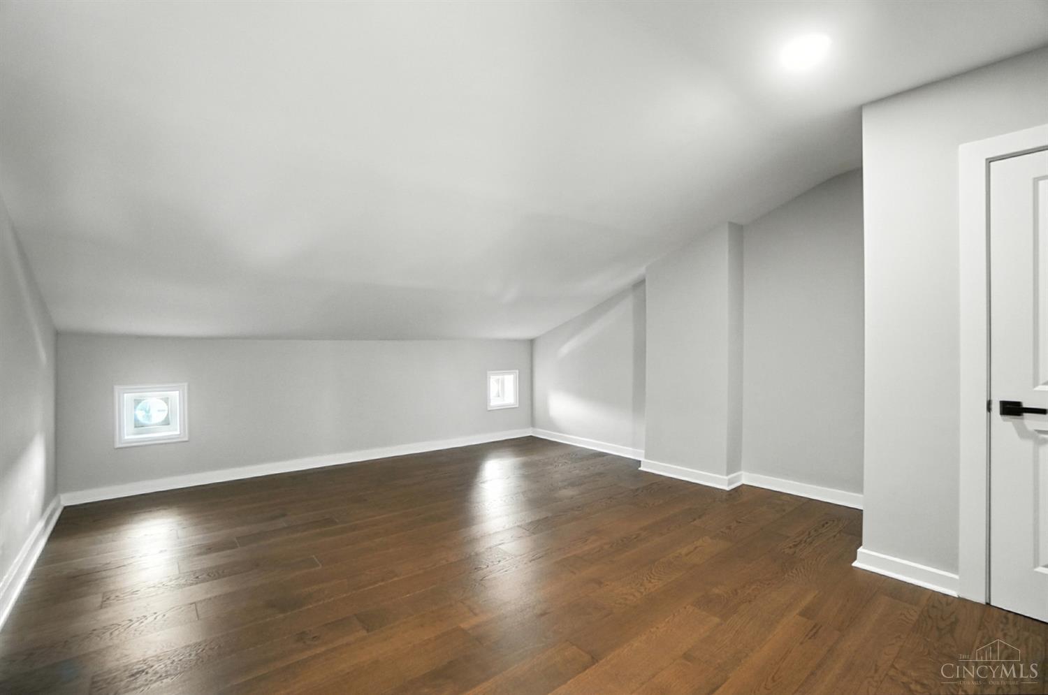 Cincinnati, Ohio, 45214, United States, 4 Bedrooms Bedrooms, ,3 BathroomsBathrooms,Residential,For Sale,1955713