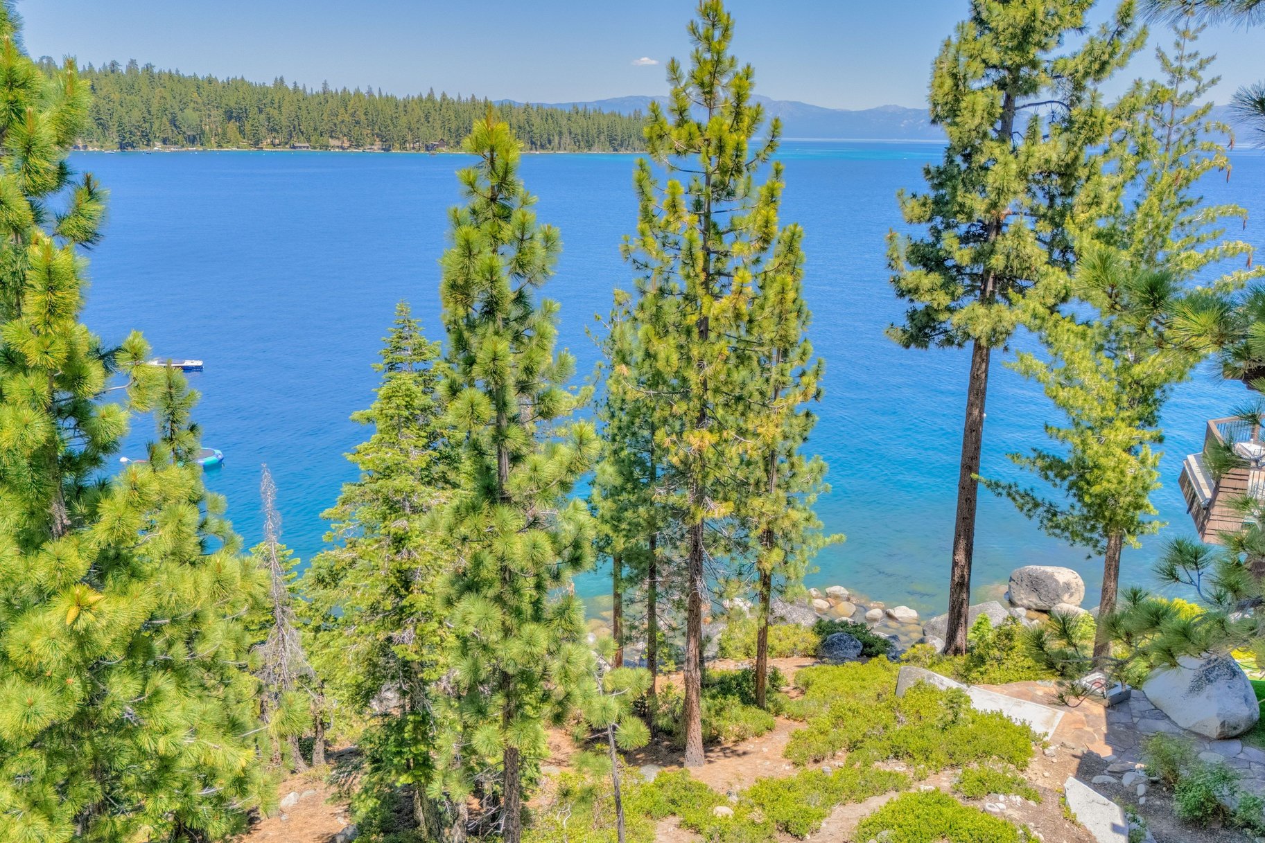  Meeks Bay Lakefront - 物件實景