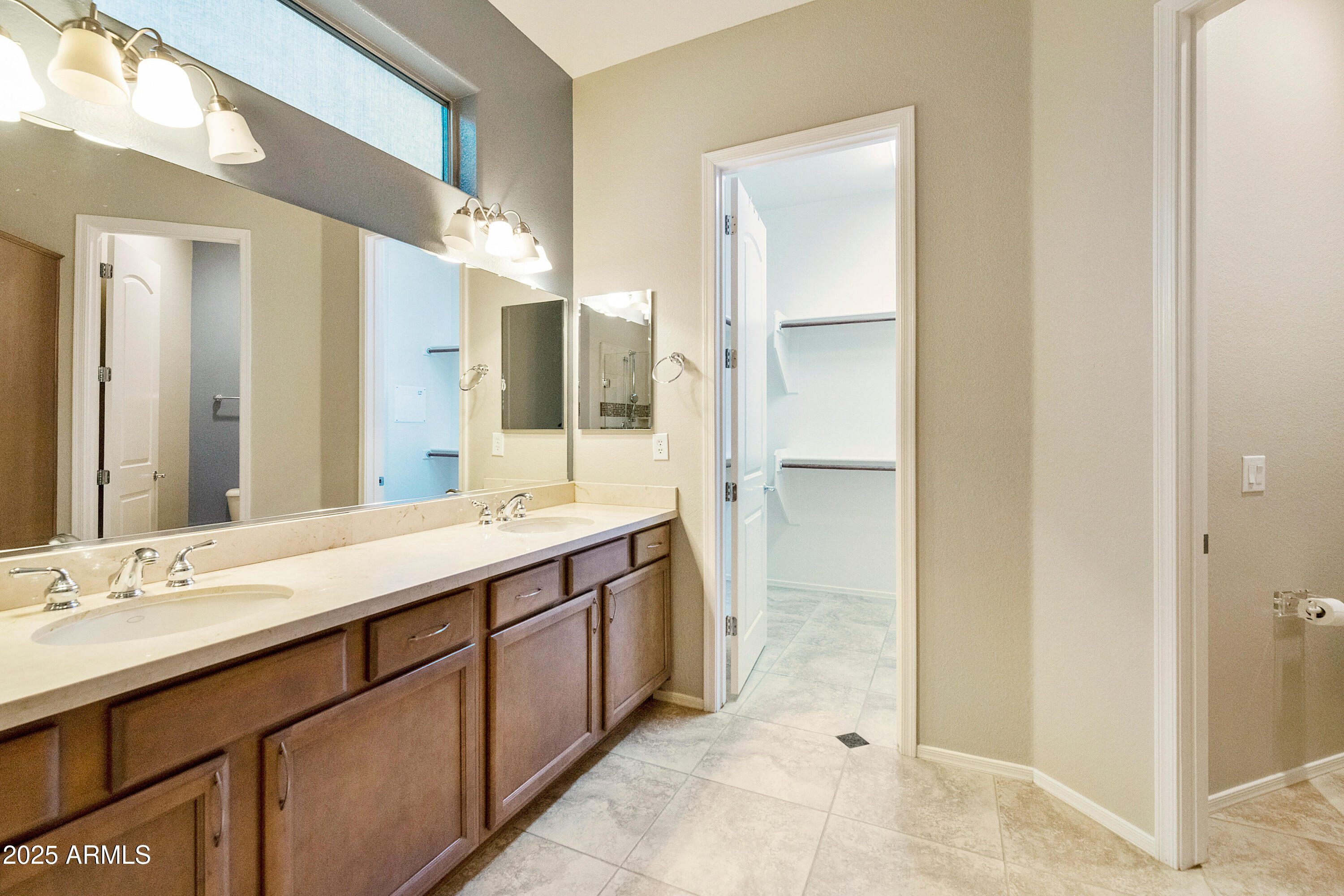 Gilbert, Arizona, 85298, United States, 2 Bedrooms Bedrooms, ,2 BathroomsBathrooms,Residential,For Sale,1993246