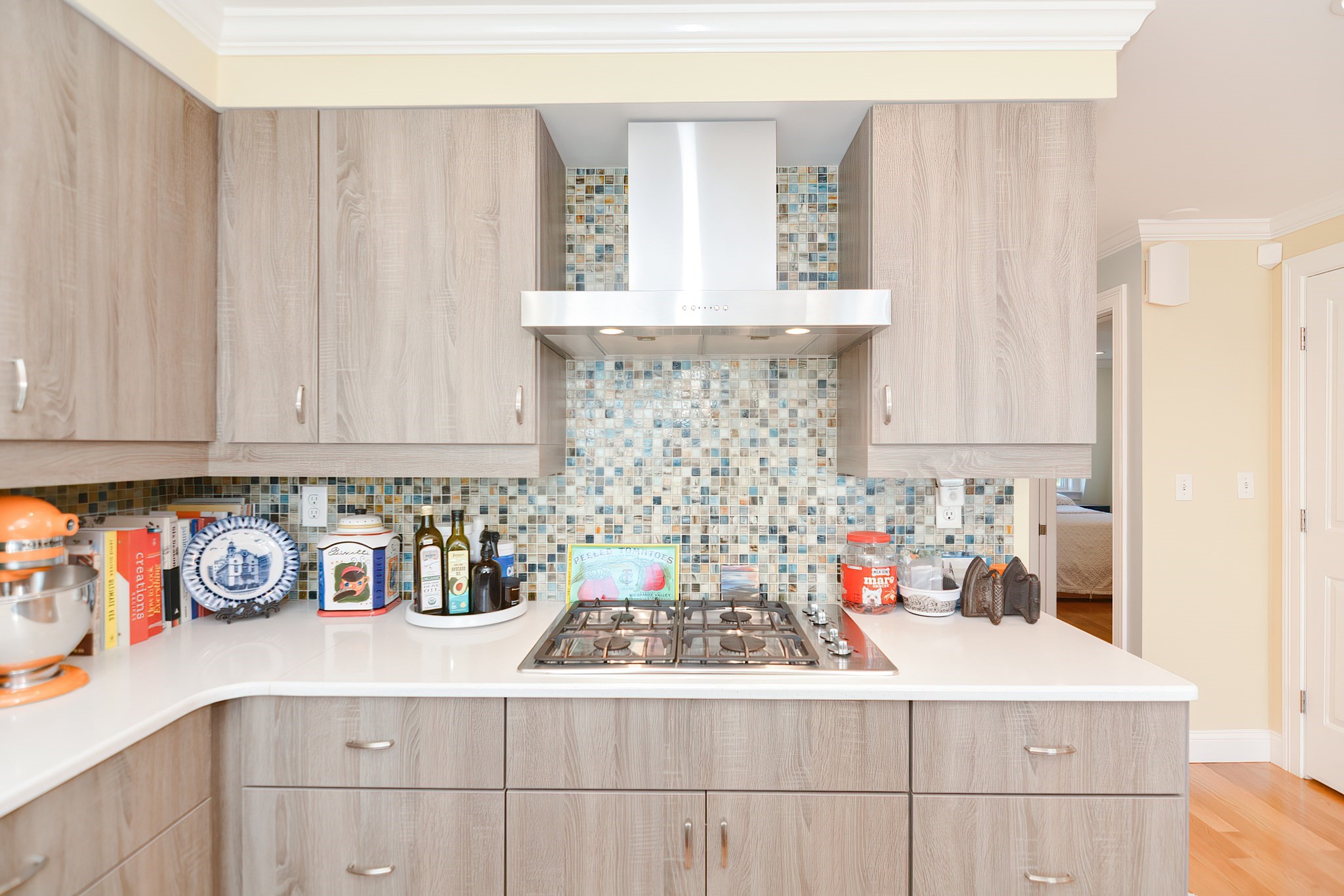 East Boston, Massachusetts, 02128, United States, 2 Bedrooms Bedrooms, ,1 BathroomBathrooms,Residential,For Sale,1938178