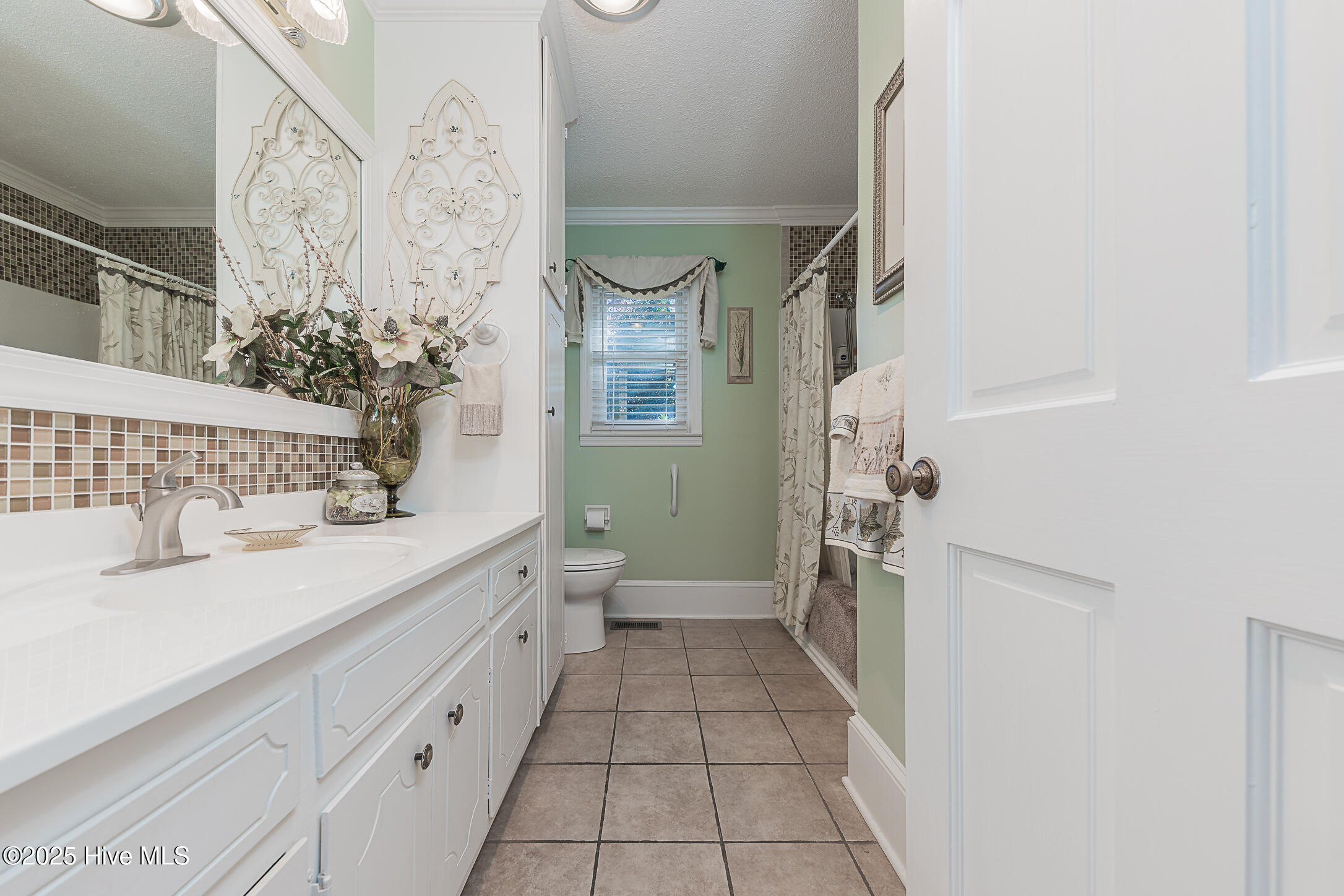 Jacksonville, North Carolina, 28546, United States, 4 Bedrooms Bedrooms, ,3 BathroomsBathrooms,Residential,For Sale,1997796