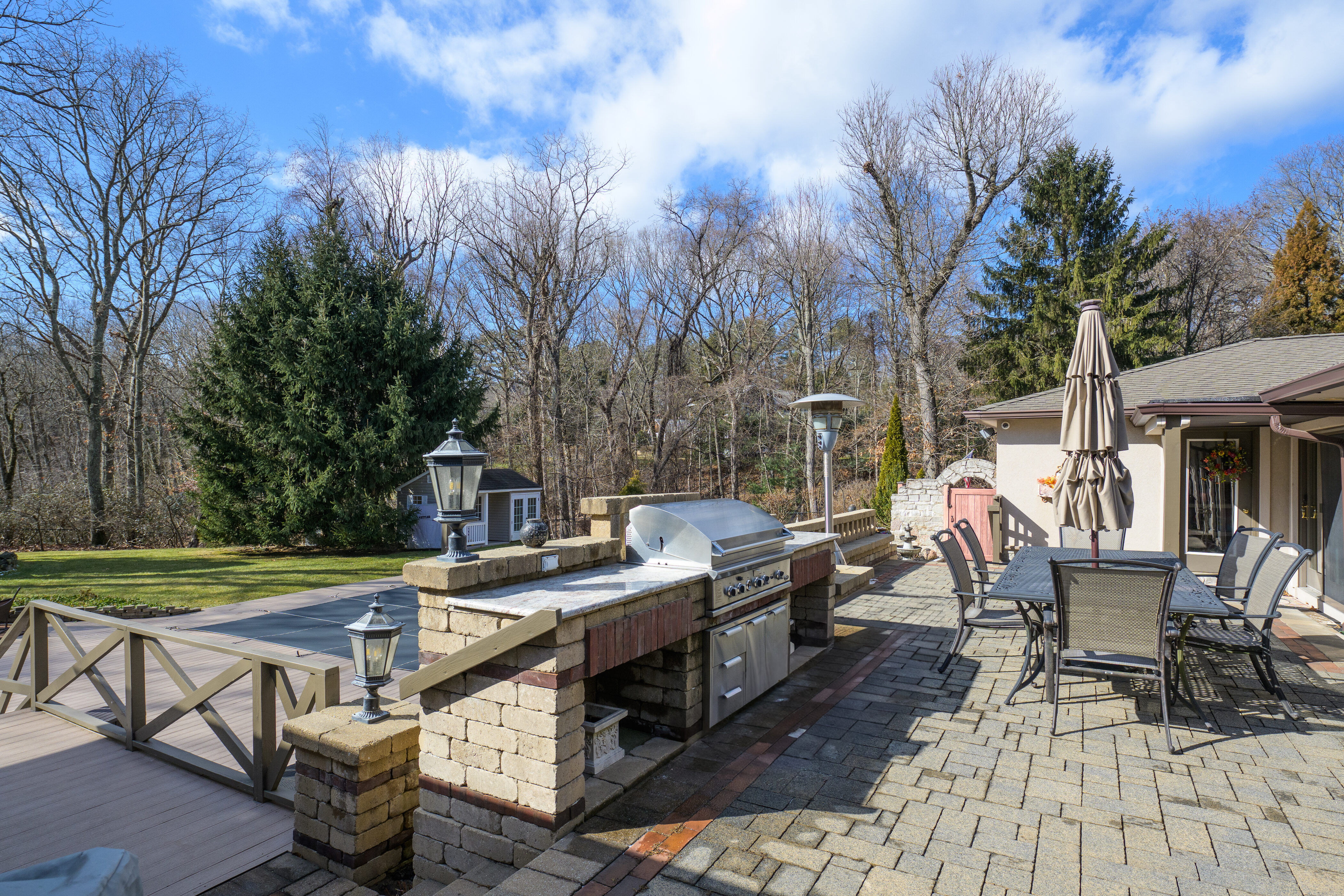  121 Laurel Lane, Laurel Hollow, NY, 11791 - 物件實景