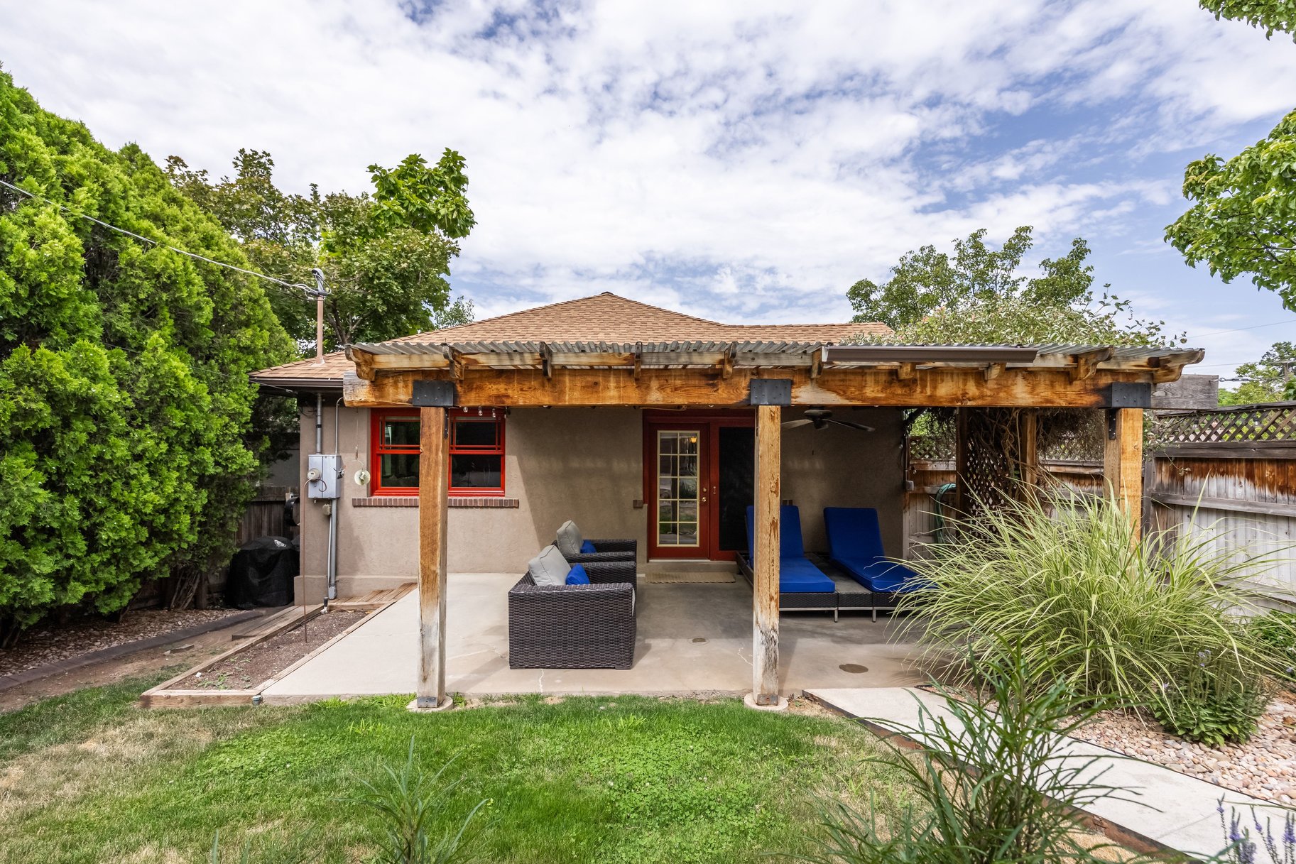  Charming Bungalow in The Heart of 15th and 15th - 物件實景