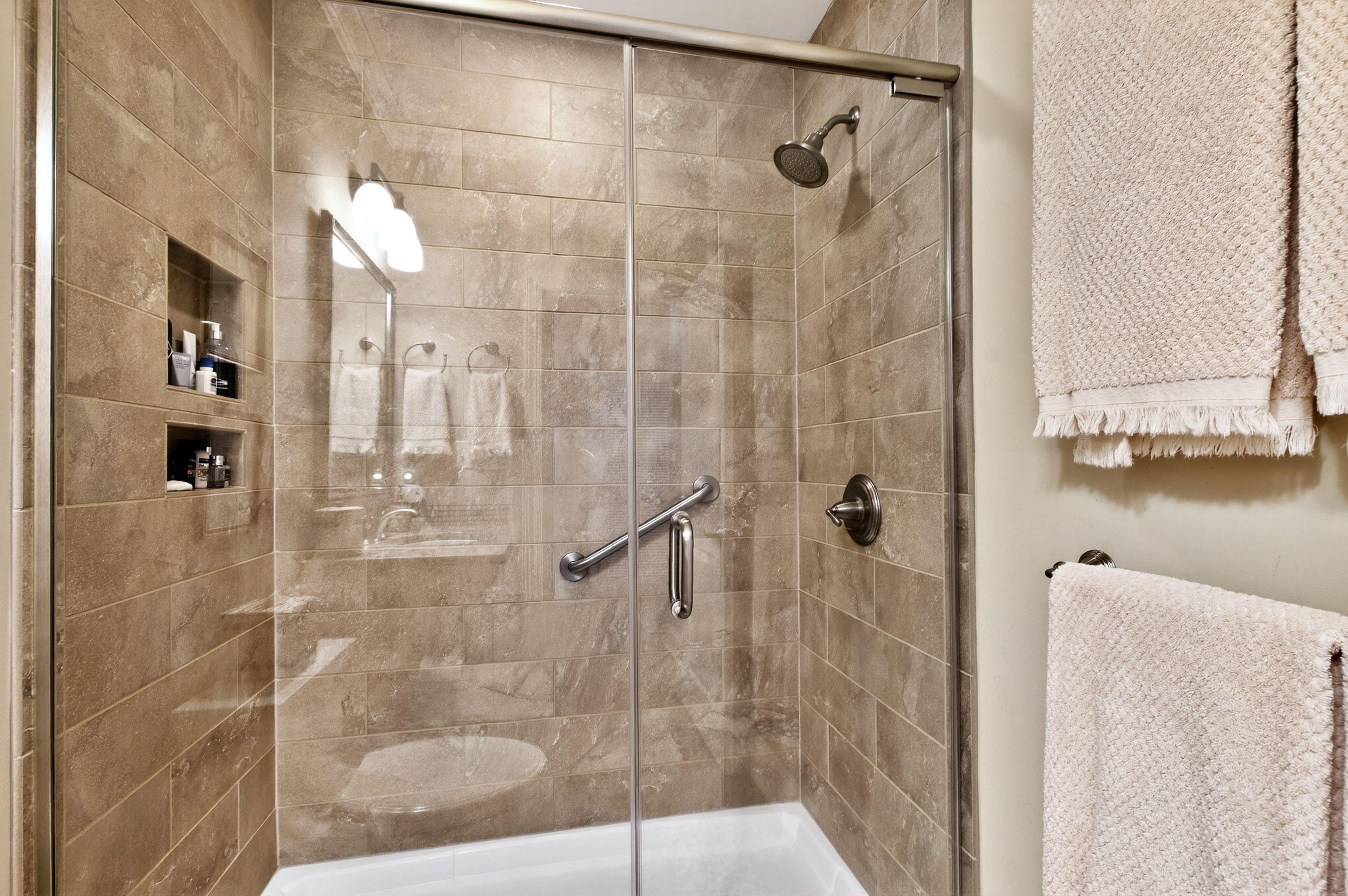  333 Allister Drive, Raleigh, NC 27609 - 物件實景