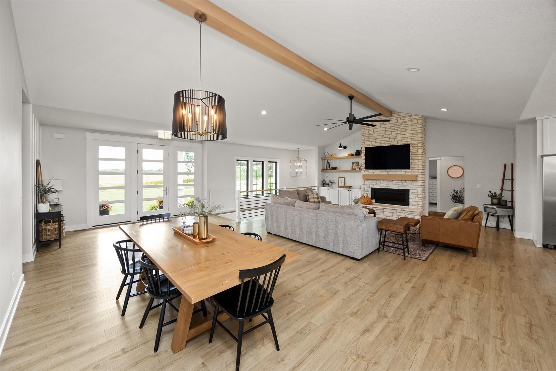 Madrid, Iowa, 50156, United States, 6 Bedrooms Bedrooms, ,5 BathroomsBathrooms,Residential,For Sale,1982184