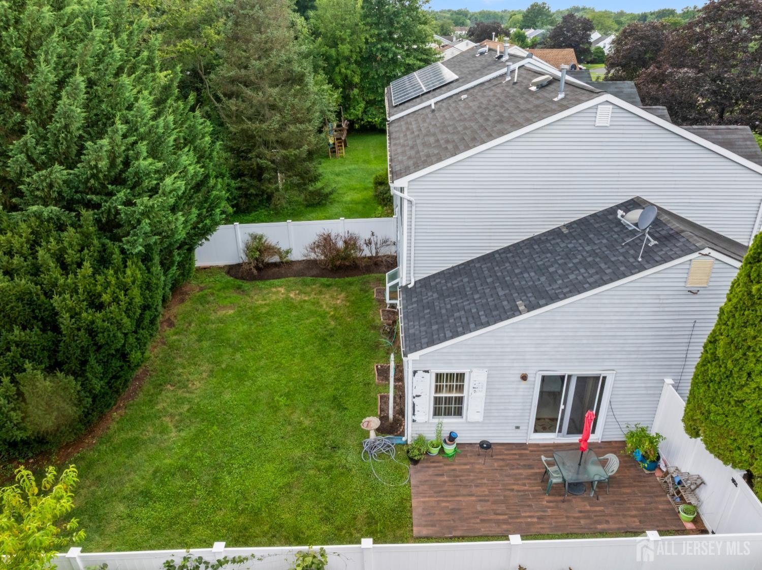Edison, New Jersey, 08820, United States, 4 Bedrooms Bedrooms, ,2 BathroomsBathrooms,Residential,For Sale,1921725