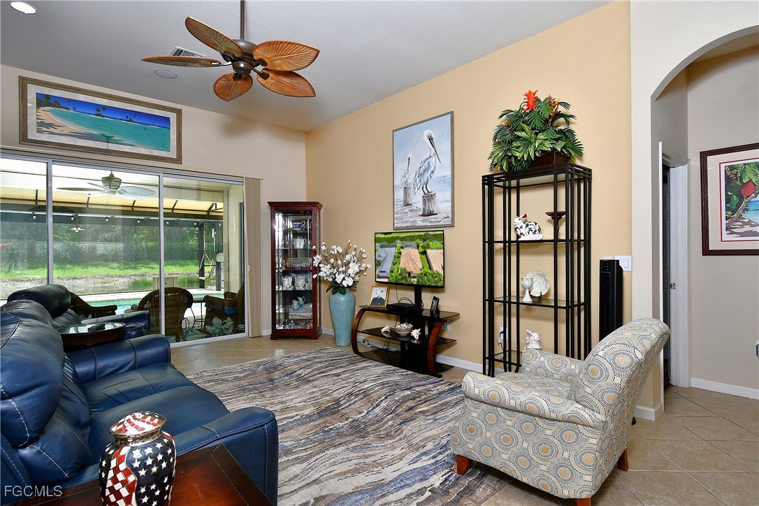Bonita Springs, Florida, 34135, United States, 3 Bedrooms Bedrooms, ,2 BathroomsBathrooms,Residential,For Sale,1923649