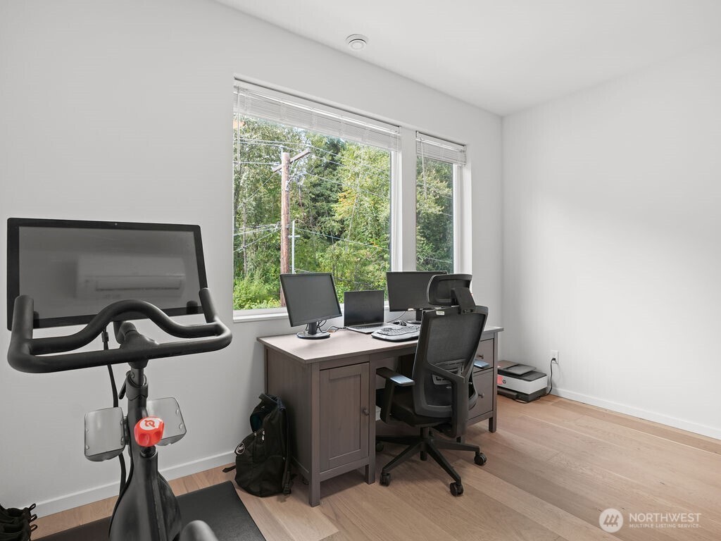 Bothell, Washington, 98011, United States, 4 Bedrooms Bedrooms, ,1 BathroomBathrooms,Residential,For Sale,2022802