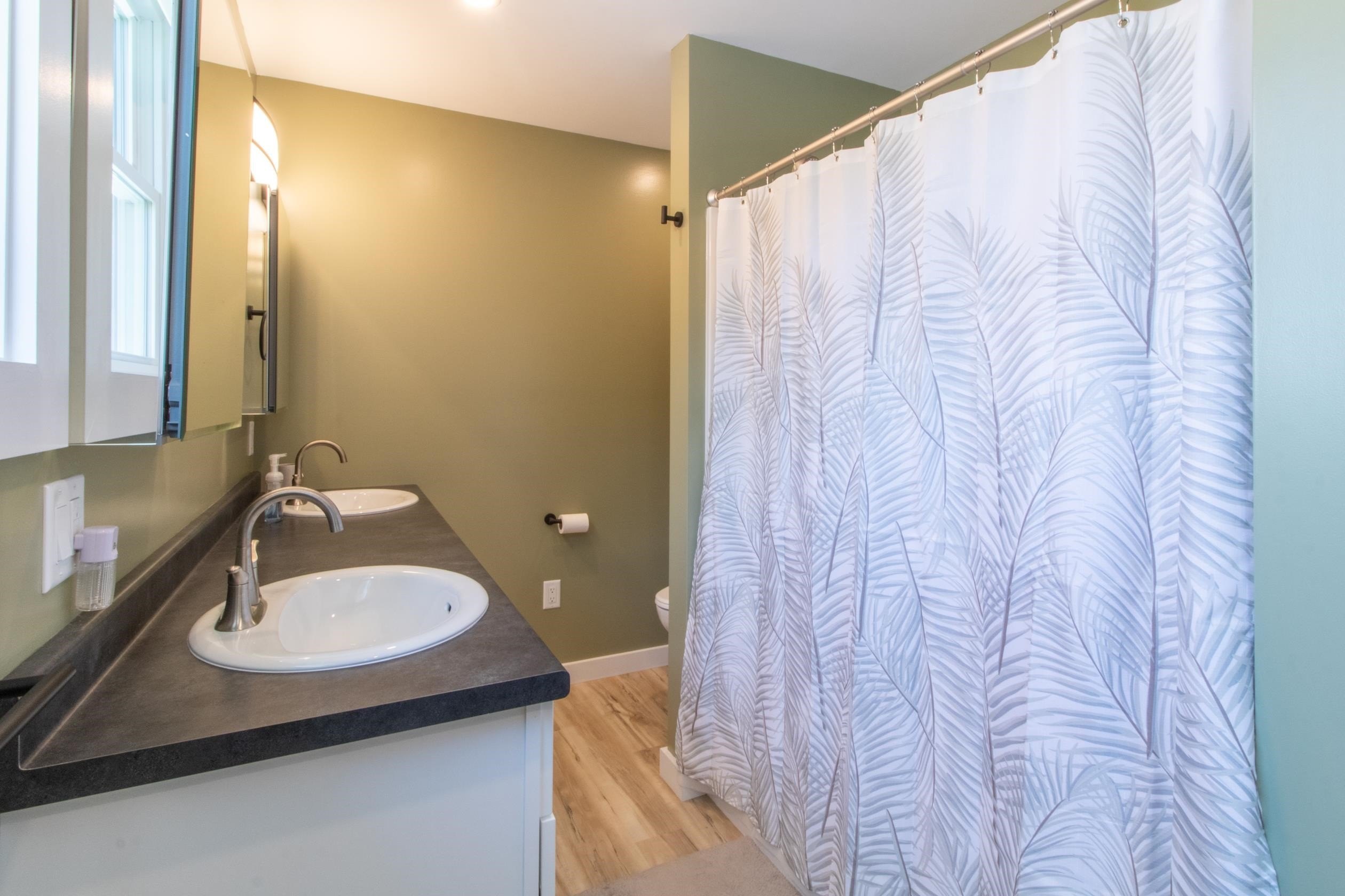 Charleston, Vermont, 05872, United States, 3 Bedrooms Bedrooms, ,1 BathroomBathrooms,Residential,For Sale,1893368