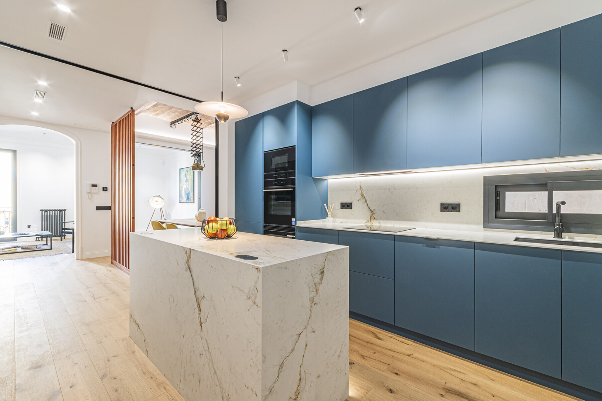  Exclusive brand new home in a regal estate on Mallorca Street - 物件實景