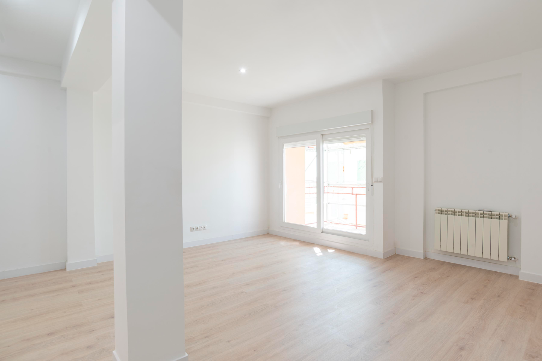  Fully renovated flat, ready to move in with terrace - 物件實景