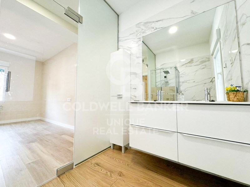 Madrid, Madrid, Chamber?, Nuevos Ministerios-R?os, Madrid, Comunidad de Madrid, ES, 3 Bedrooms Bedrooms, ,3 BathroomsBathrooms,Residential,For Sale,Madrid, Madrid, Chamber?, Nuevos Ministerios-R?os ,1621748