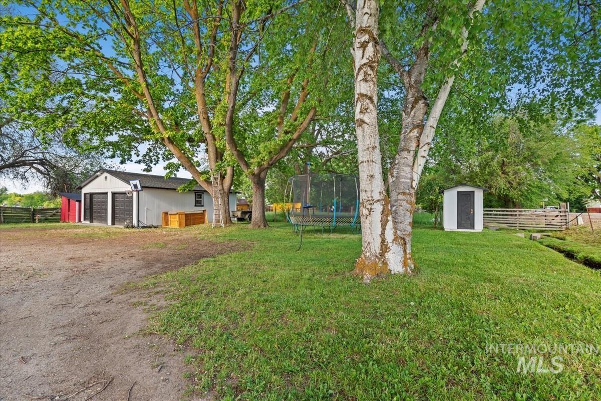 Nampa, Idaho, 83687, United States, 3 Bedrooms Bedrooms, ,2 BathroomsBathrooms,Residential,For Sale,1827445