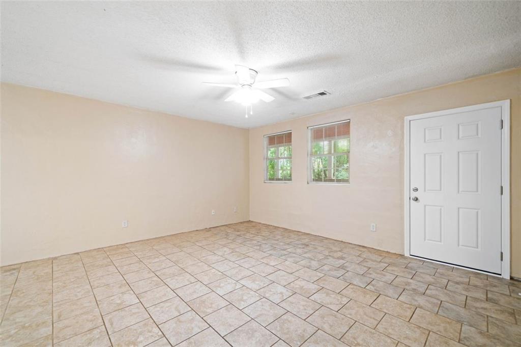 Villa Rica, Georgia, 30180, United States, 2 Bedrooms Bedrooms, ,2 BathroomsBathrooms,Residential,For Sale,1987545